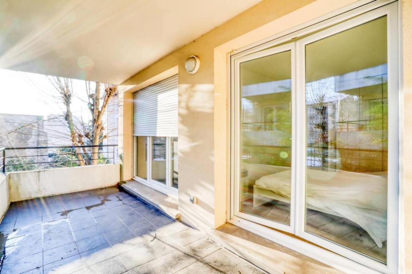Comme Chez Vous Appartement 2 Chambres Nanterre Luaran gambar